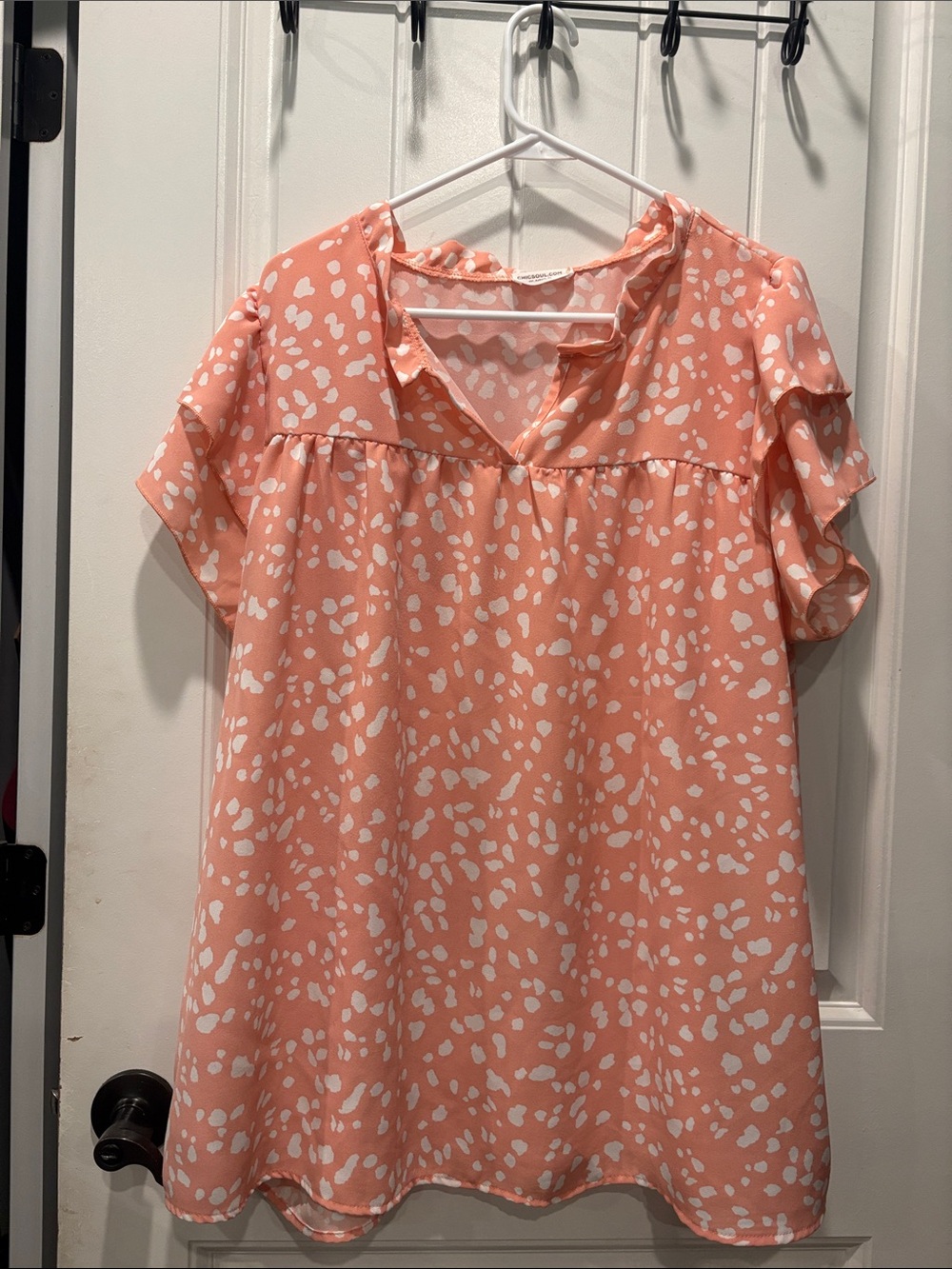 Women’s Pink and White Printed V-Neck Blouse by Chicsoul 2XL